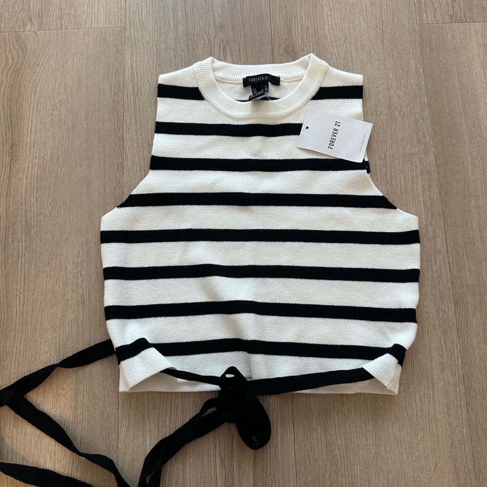 Forever 21 Monochrome Striped Knit Top